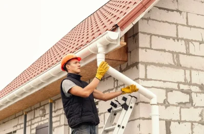 Pose et remplacement de gouttières à Capelle